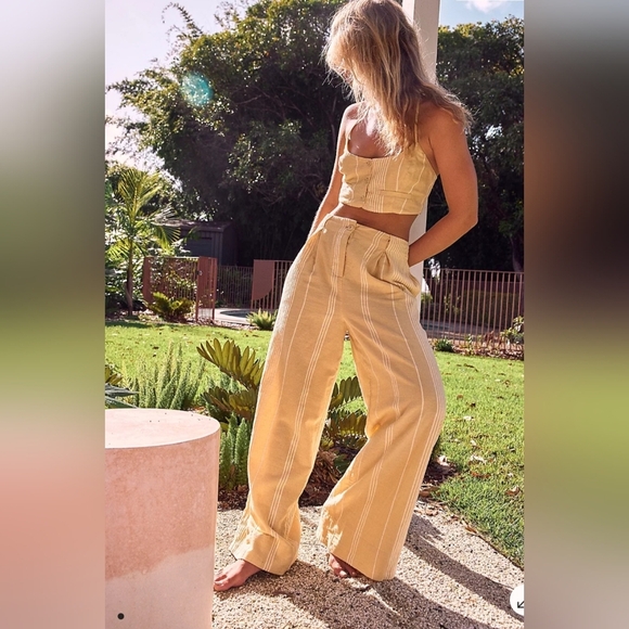 Free People Casual Friday yellow smocked crop‎ top and pants set size small new - Picture 1 of 16